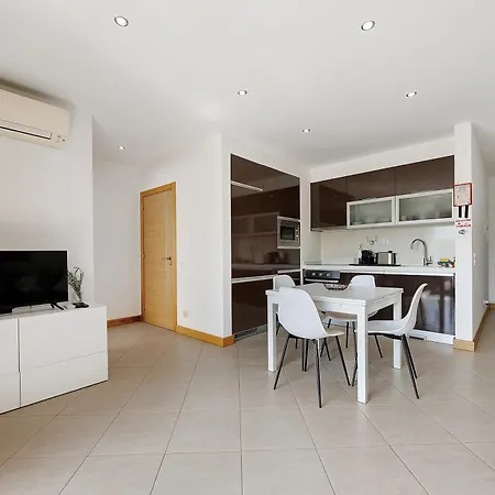Daniel's House Tatil Evi